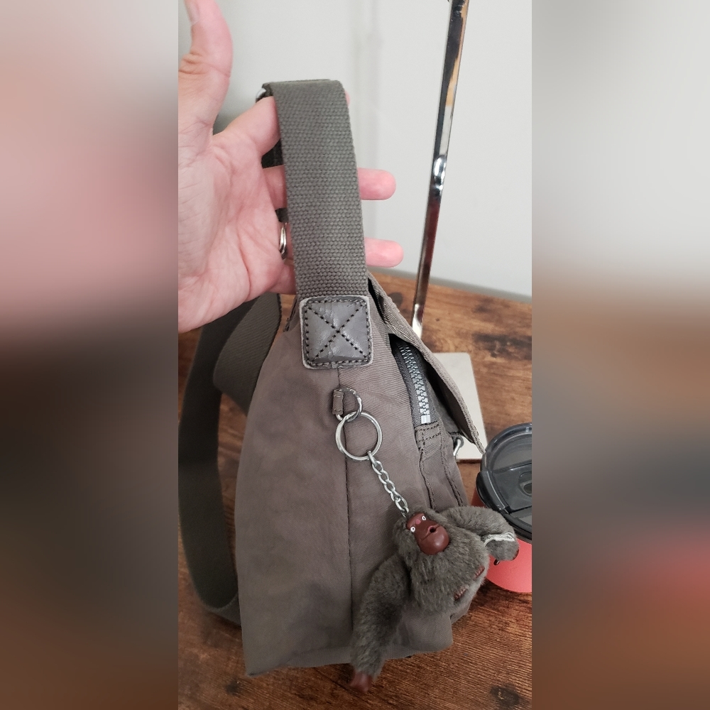Kipling Sling Bag - Picture 5 of 9